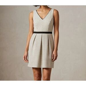 WHBM Dress Womens Sz 2 Polka Dot Sleeveless babydoll feminine romantic Preppy